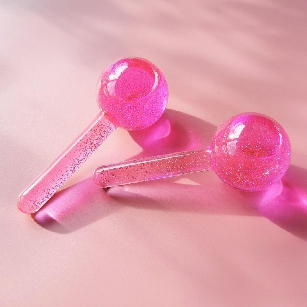LAVAY Paris veido masažuoklis su vėsinančiais kamuoliukais – rožinis – 2 vnt. pakuotė