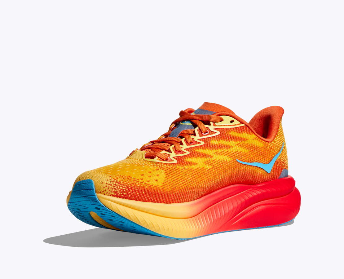 UOMO Mach 6