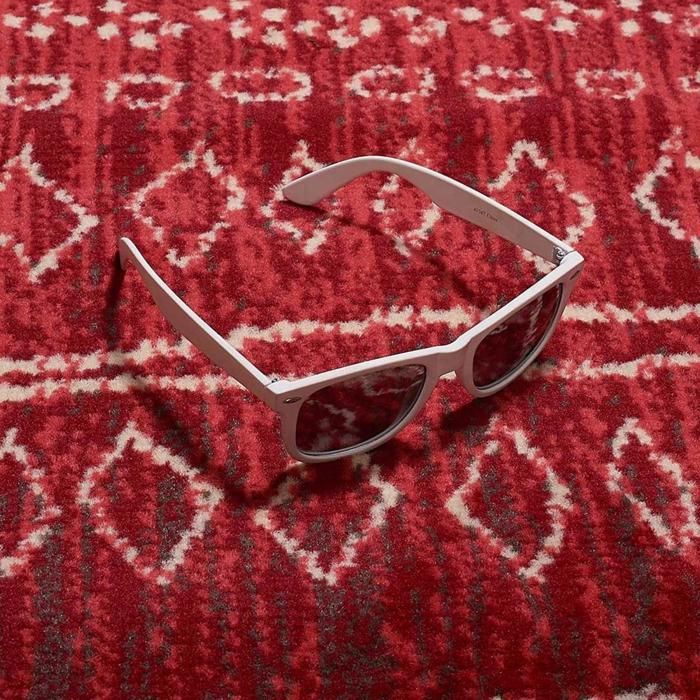 Berber rug 140x200 woven with tribal motifs LYN1 BERBI red