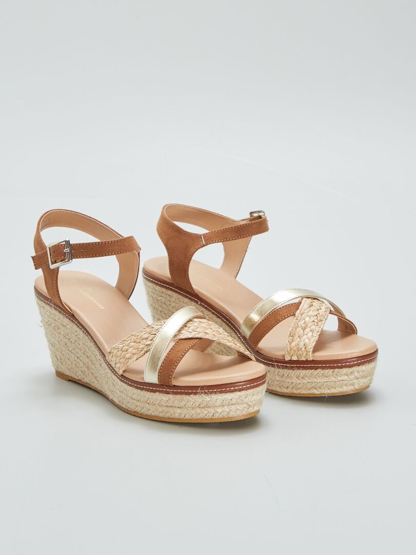 Sandalen met touwsleehak - BRUIN