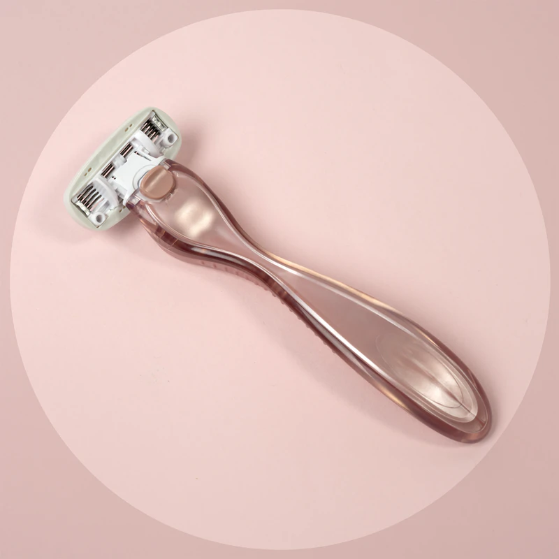 Wilkinson Sword Intuition Complete scheerapparaat + 4 reservekoppen.