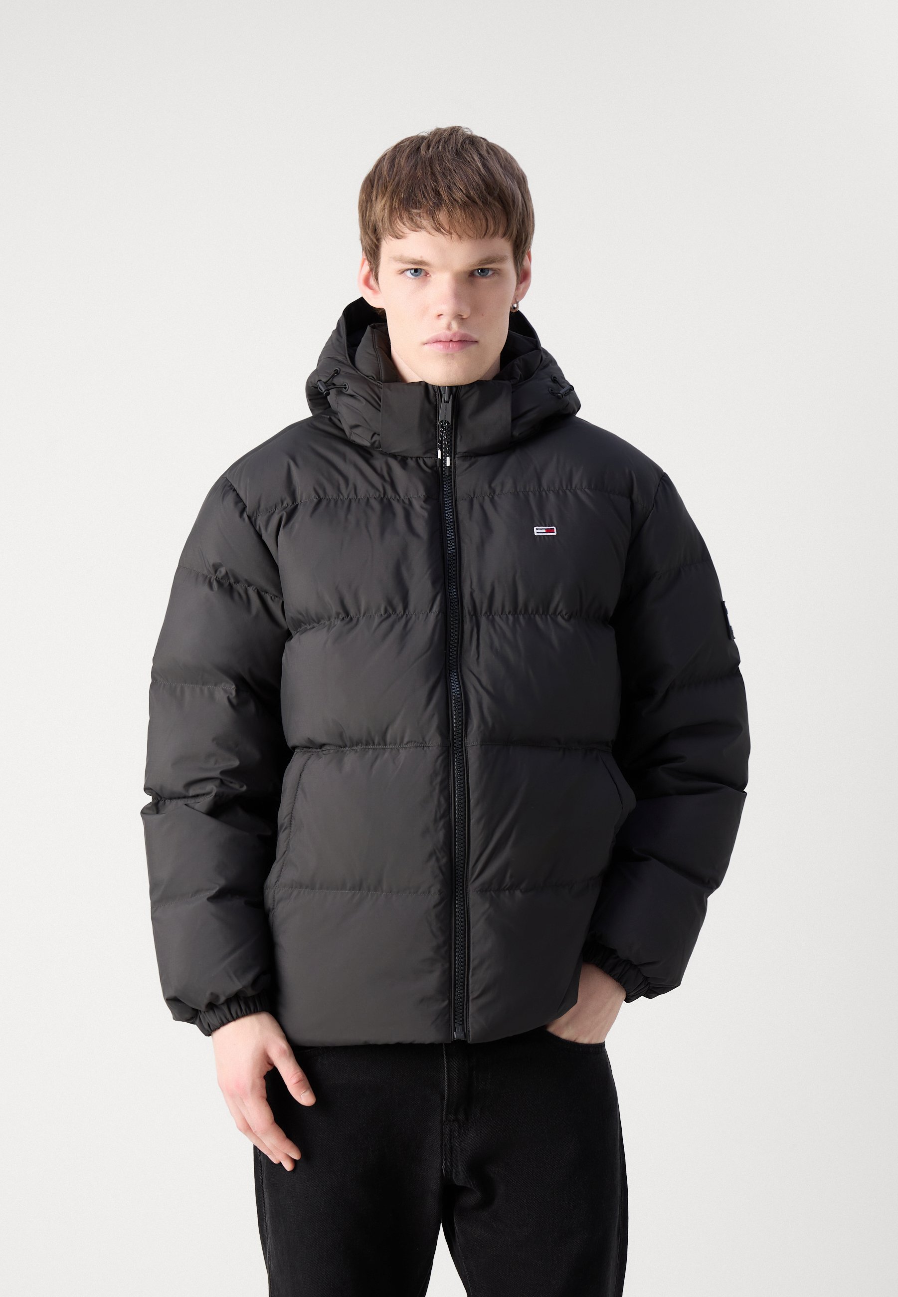 Tommy Jeans ESSENTIAL - Giacca imbottita - nera