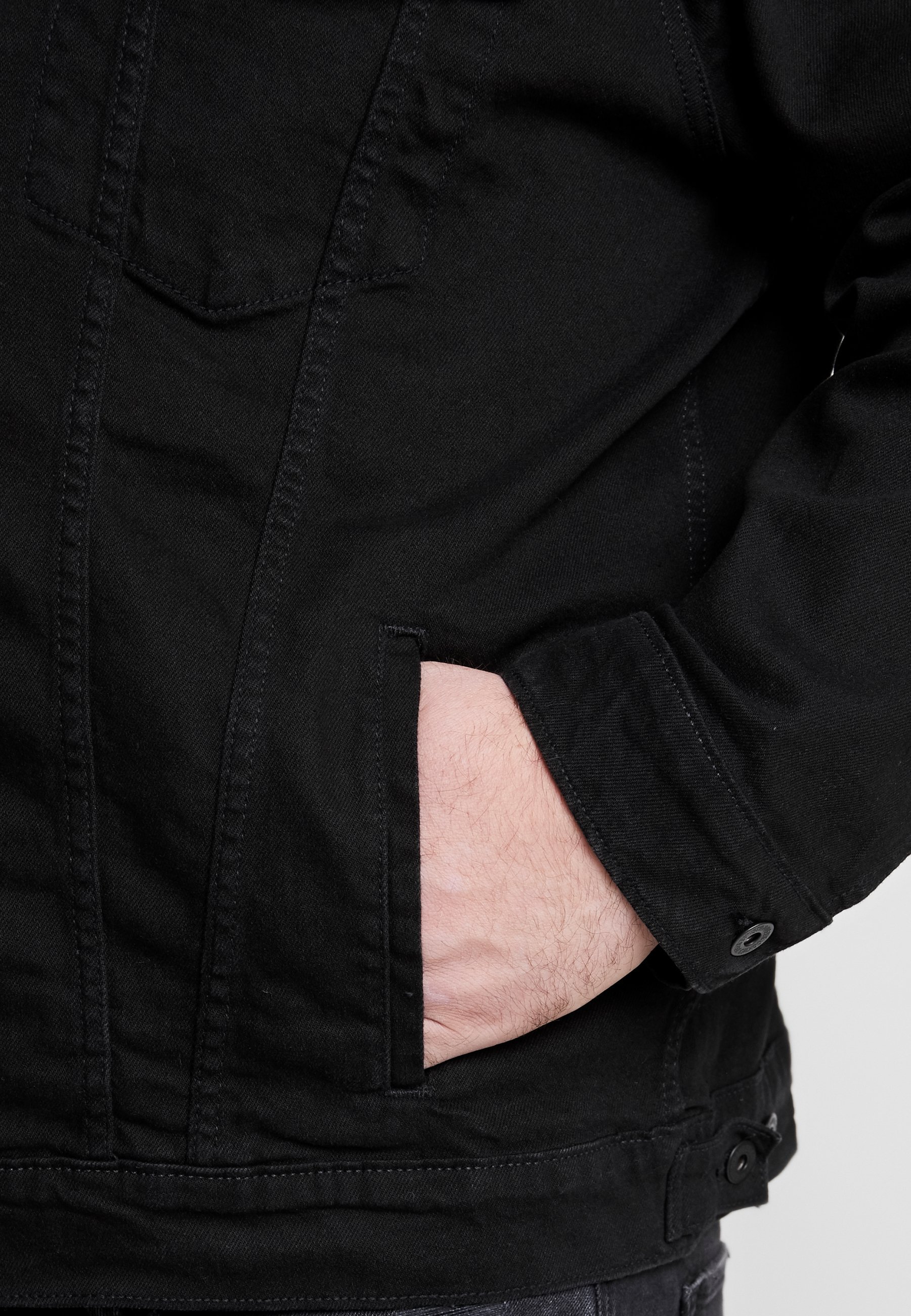 Levi's® Plus Big Trucker - Džínová bunda - black