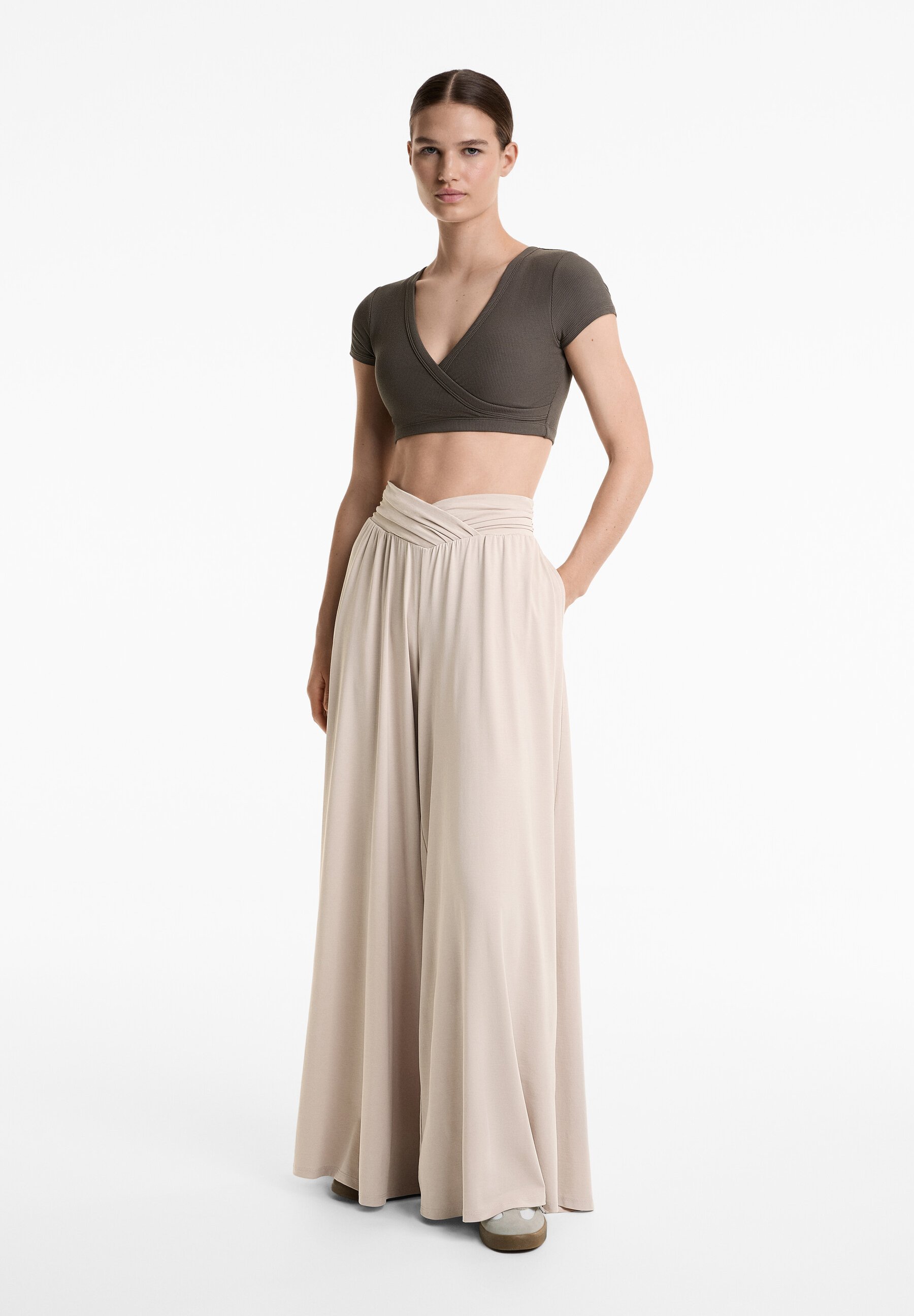 OYSHO RIB SOFT TOUCH CROSSOVER - Basic T-shirt - grijs