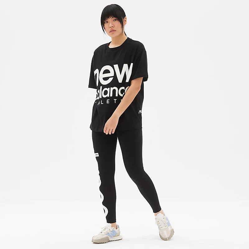 NB Athletics Out of Bounds Unisex-T-Shirt – Schwarz
