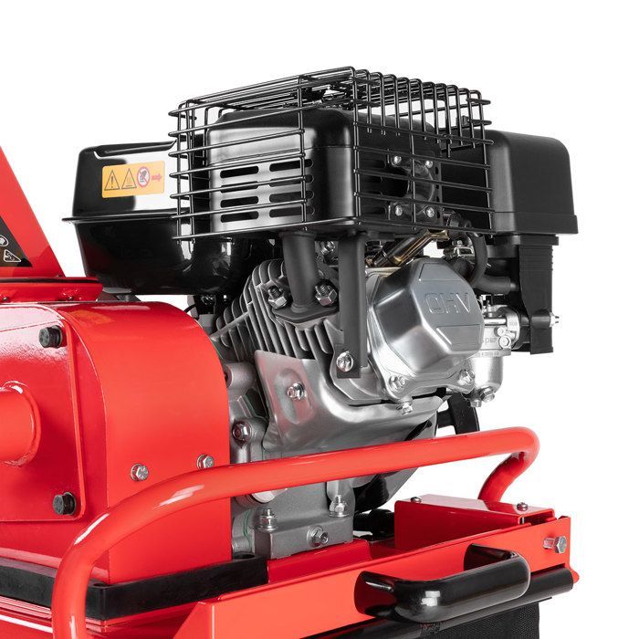 Broyeur de végétaux thermique - Greencut GE212X-B - 212cc 5kw - diamètre coupe 50mm - sac 64L - roues et poignée pour le transport