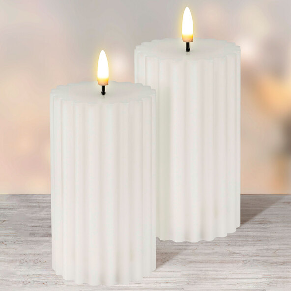 LED real wax candles, ribbed, white, 2 x 2-pack