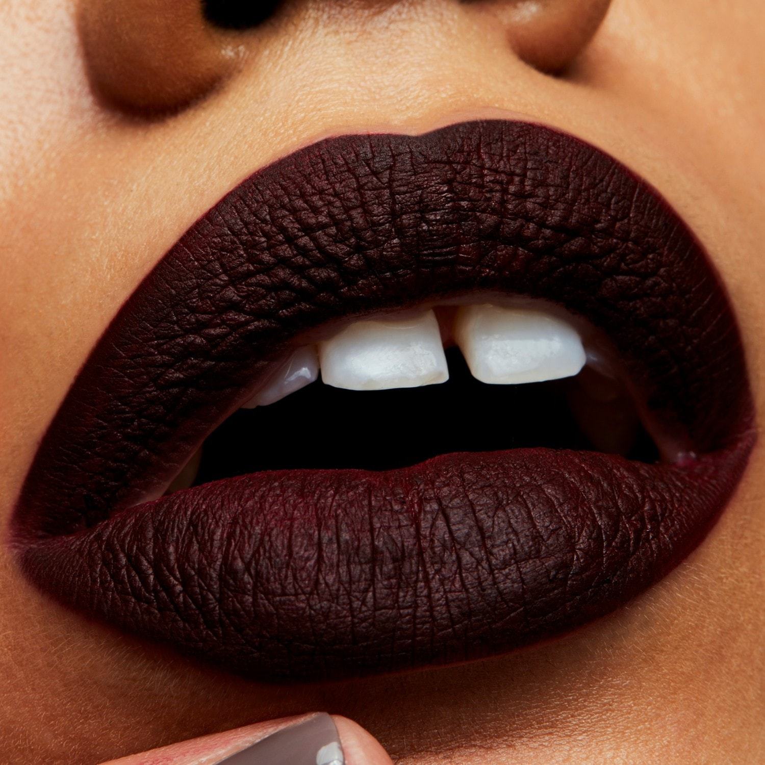 MAC Lippenstift Susipažinkite su savo matiniais Retro Matte skystais lūpų dažais - 5 ml