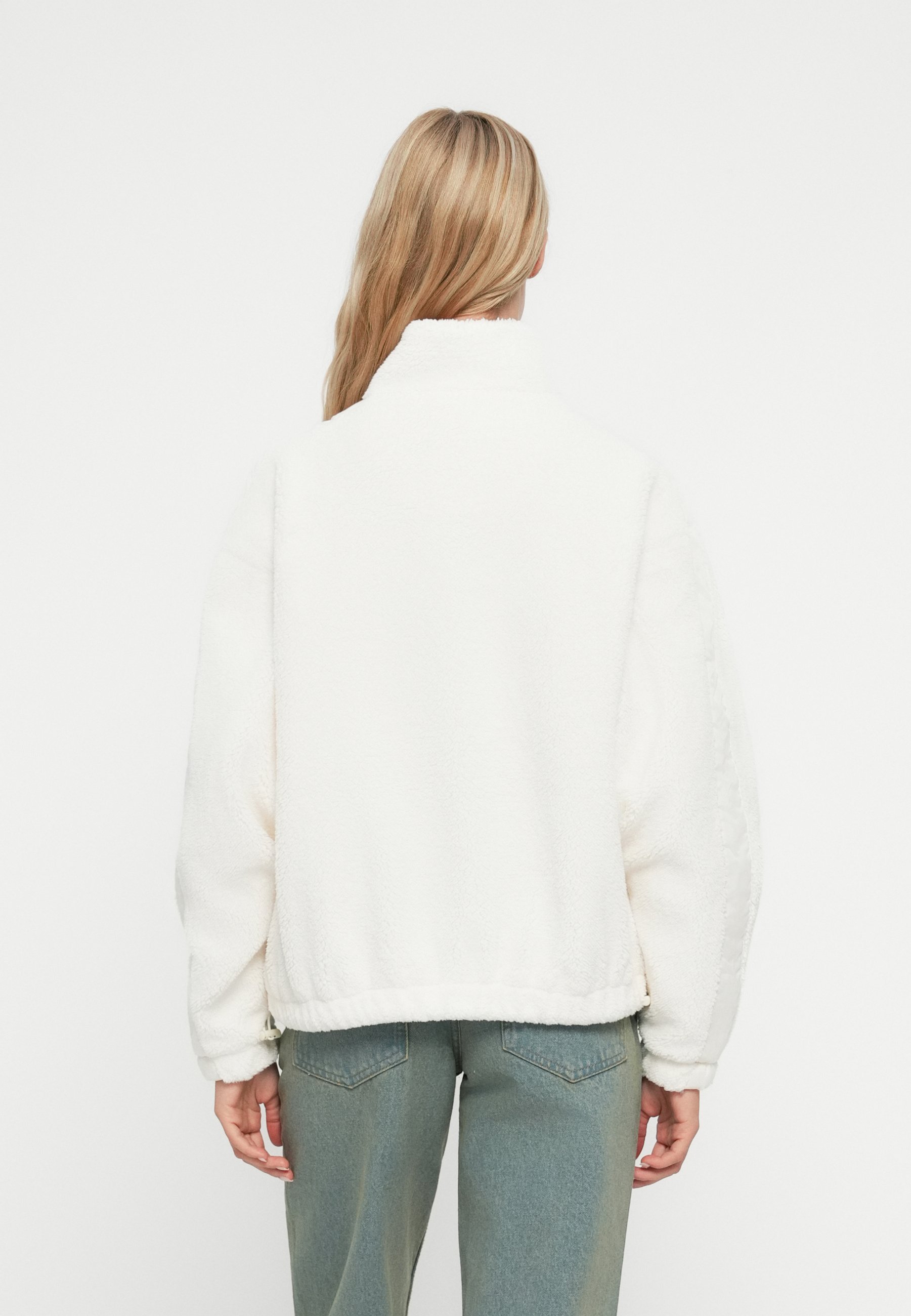 Giacche e pullover in pile Pegador