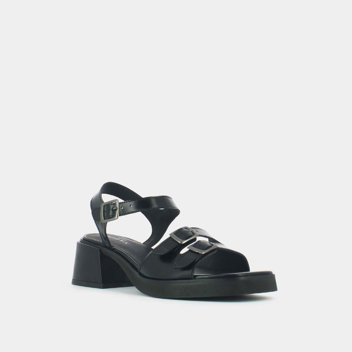 Sandales à boucles et bouts carrés  en cuir glacé noir