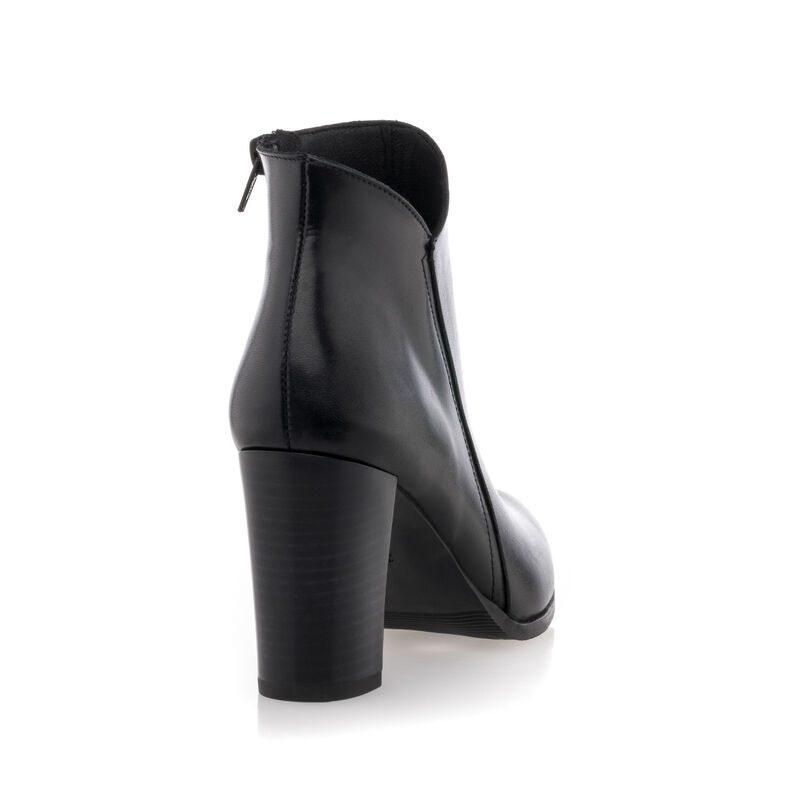  Schwarze Damenstiefel / Stiefeletten