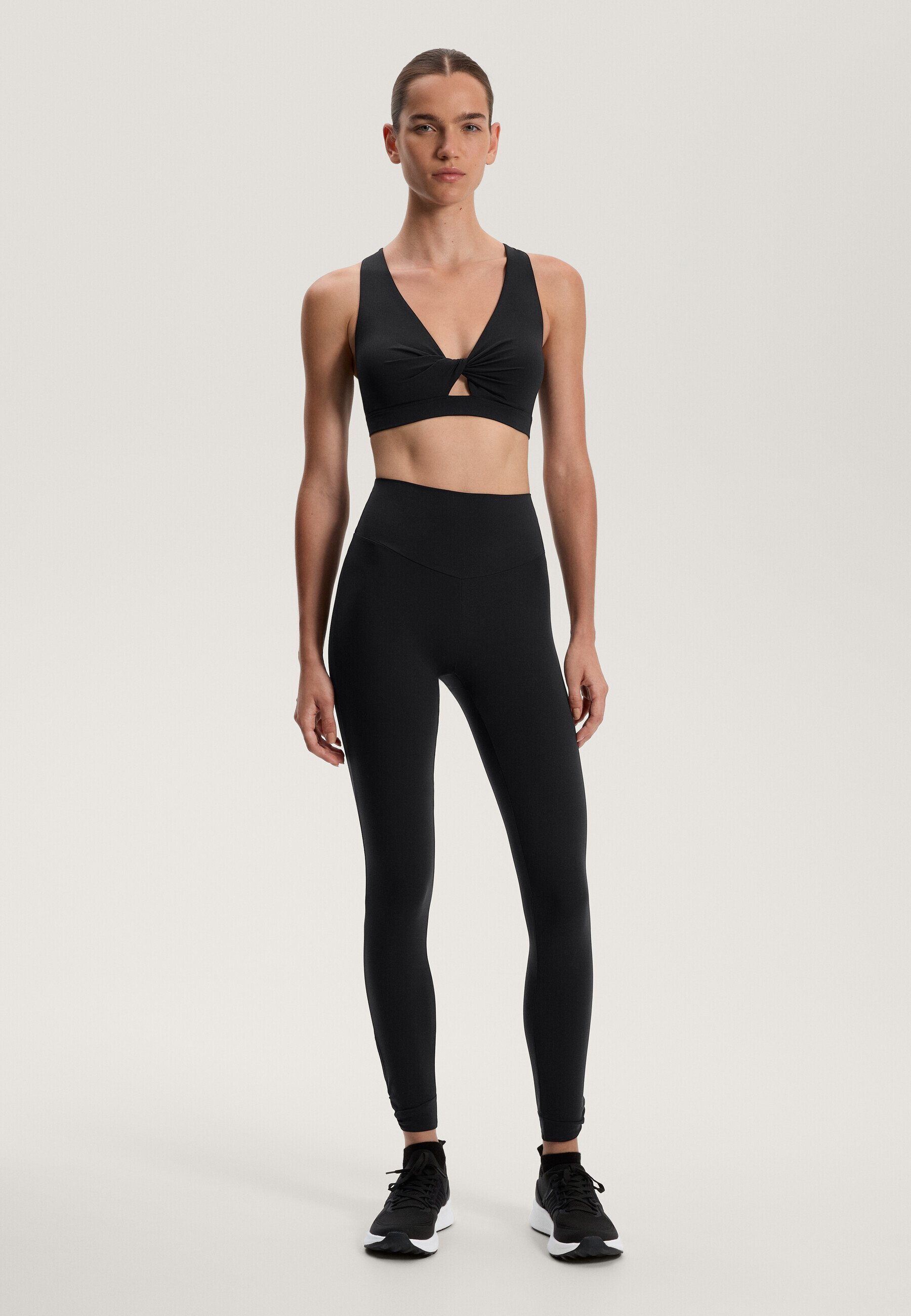 Leggings OYSHO COMFORTLUX RISE KNOT LUNGHEZZA 65CM - neri