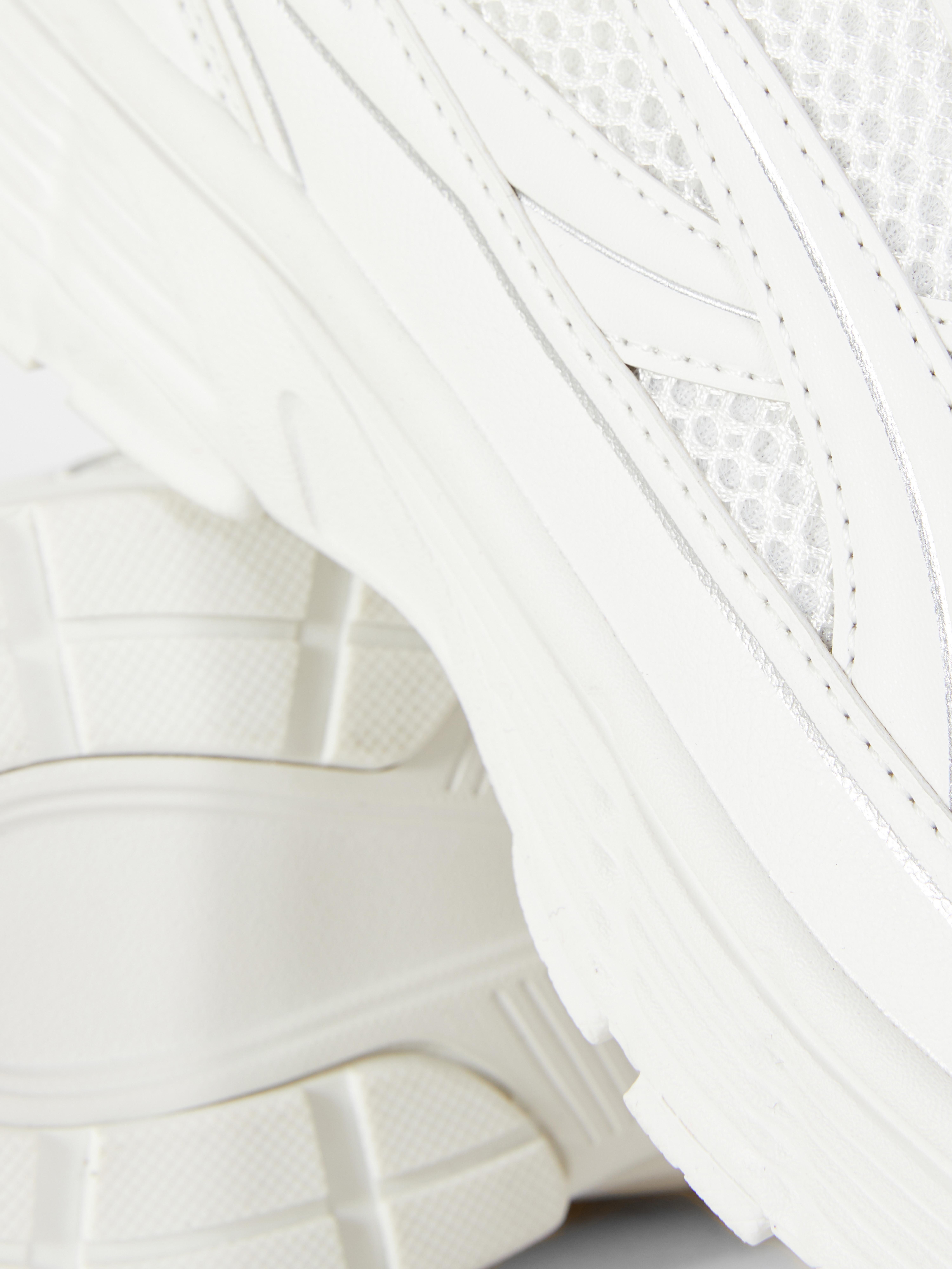 Sneakers met mesh inzetstukken Robuuste sneakers voor elke stijl
