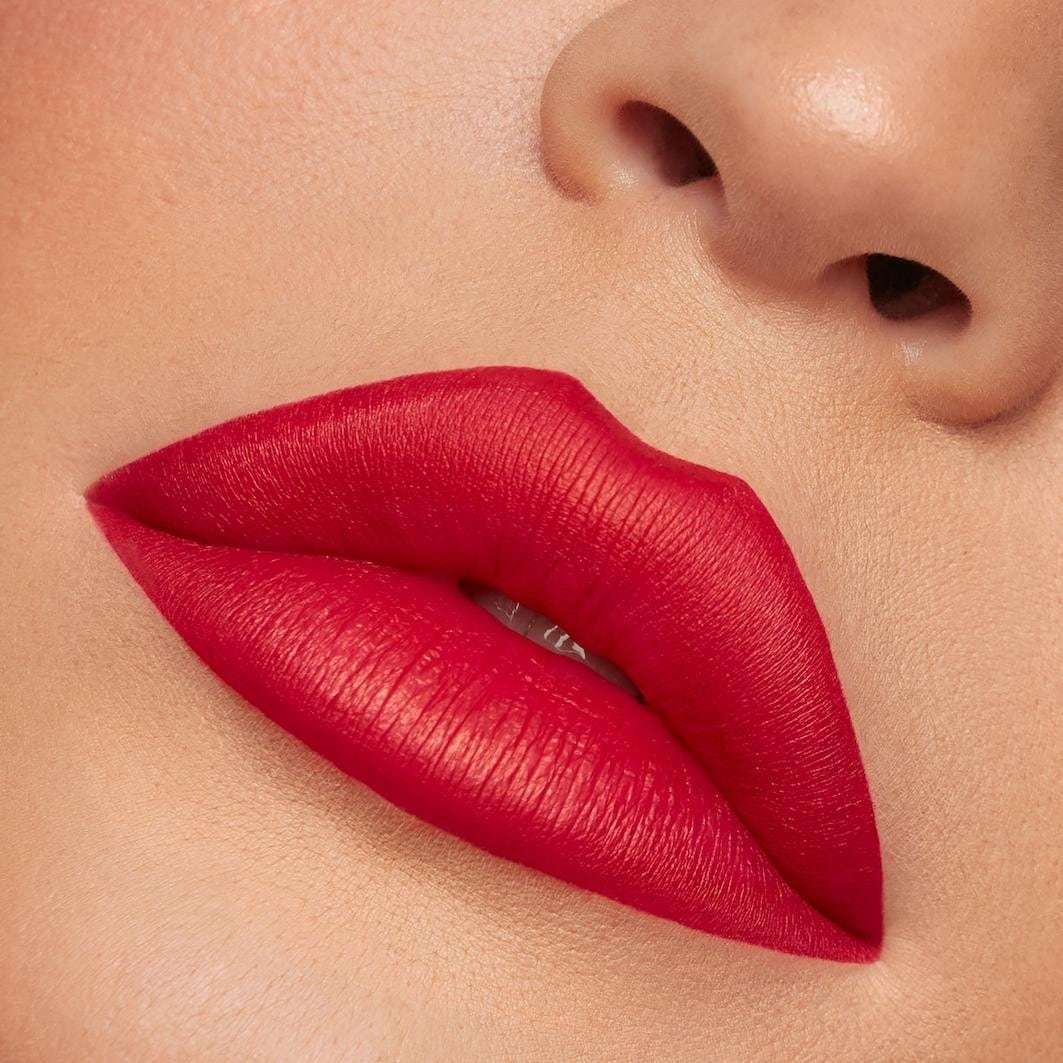 KYLIE COSMETICS Matēta šķidrā lūpu krāsa Lipstain - 3 ml