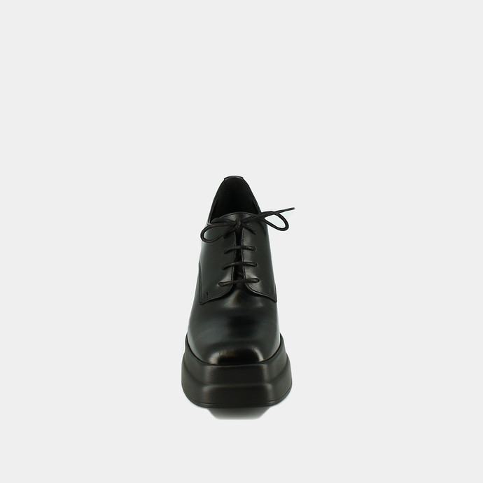 Derbies à lacets et plateformes  en cuir noir