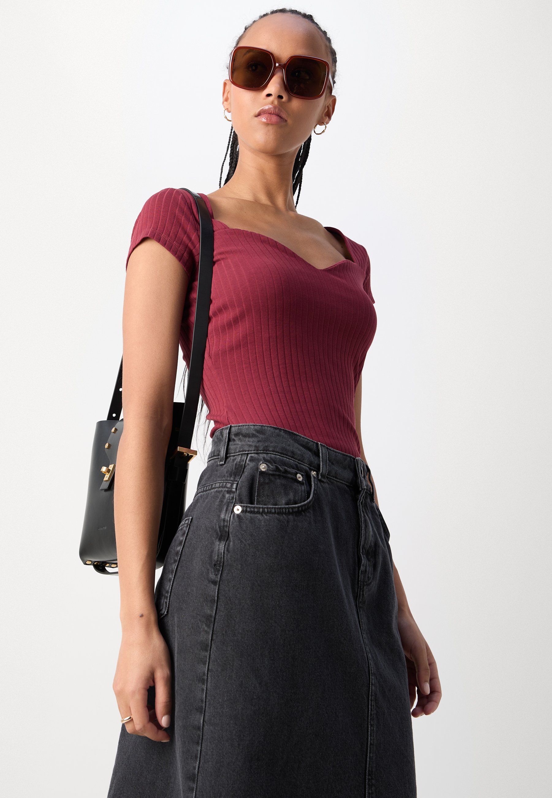 Anna Field Basic T-shirt - donkerrood
