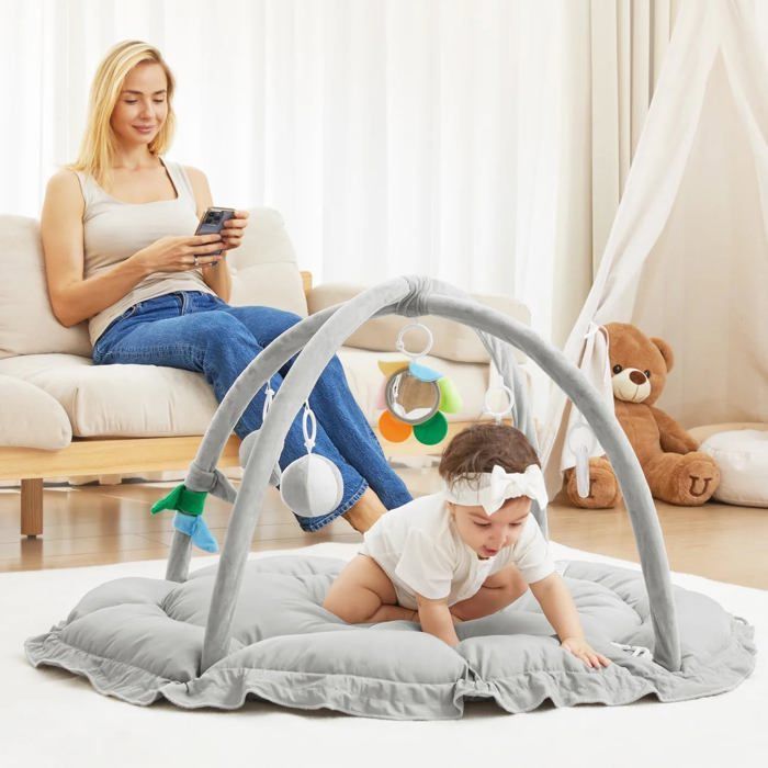 Alfombra de juegos acolchada y reversible para bebés – 120x90x73 cm – Cómoda, incluye juguetes sensoriales (gris)