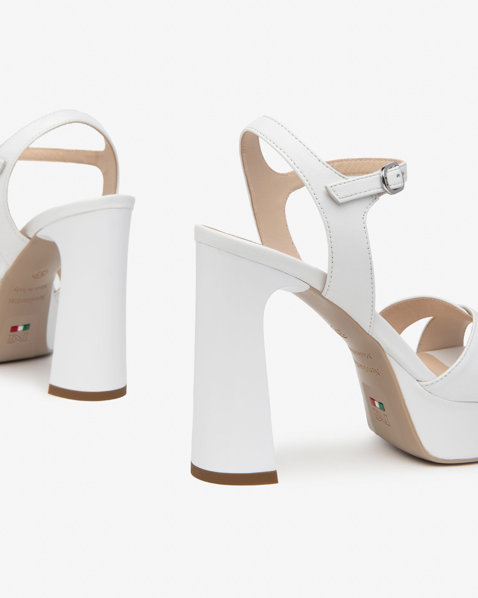  Damen-Ledersandalen