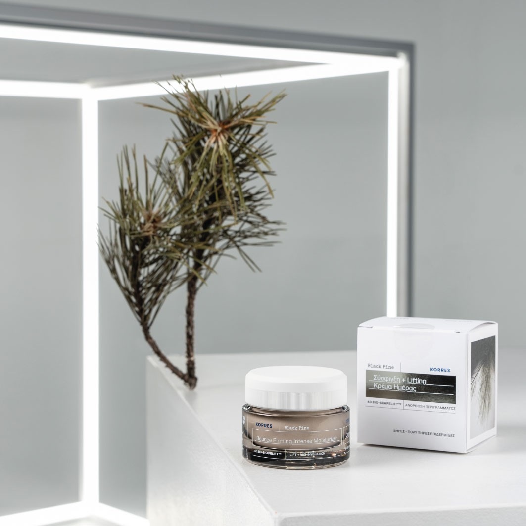 KORRES Anti-Aging Care Black Pine Bounce Firming Intenzivna hidratantna krema - 40 ml