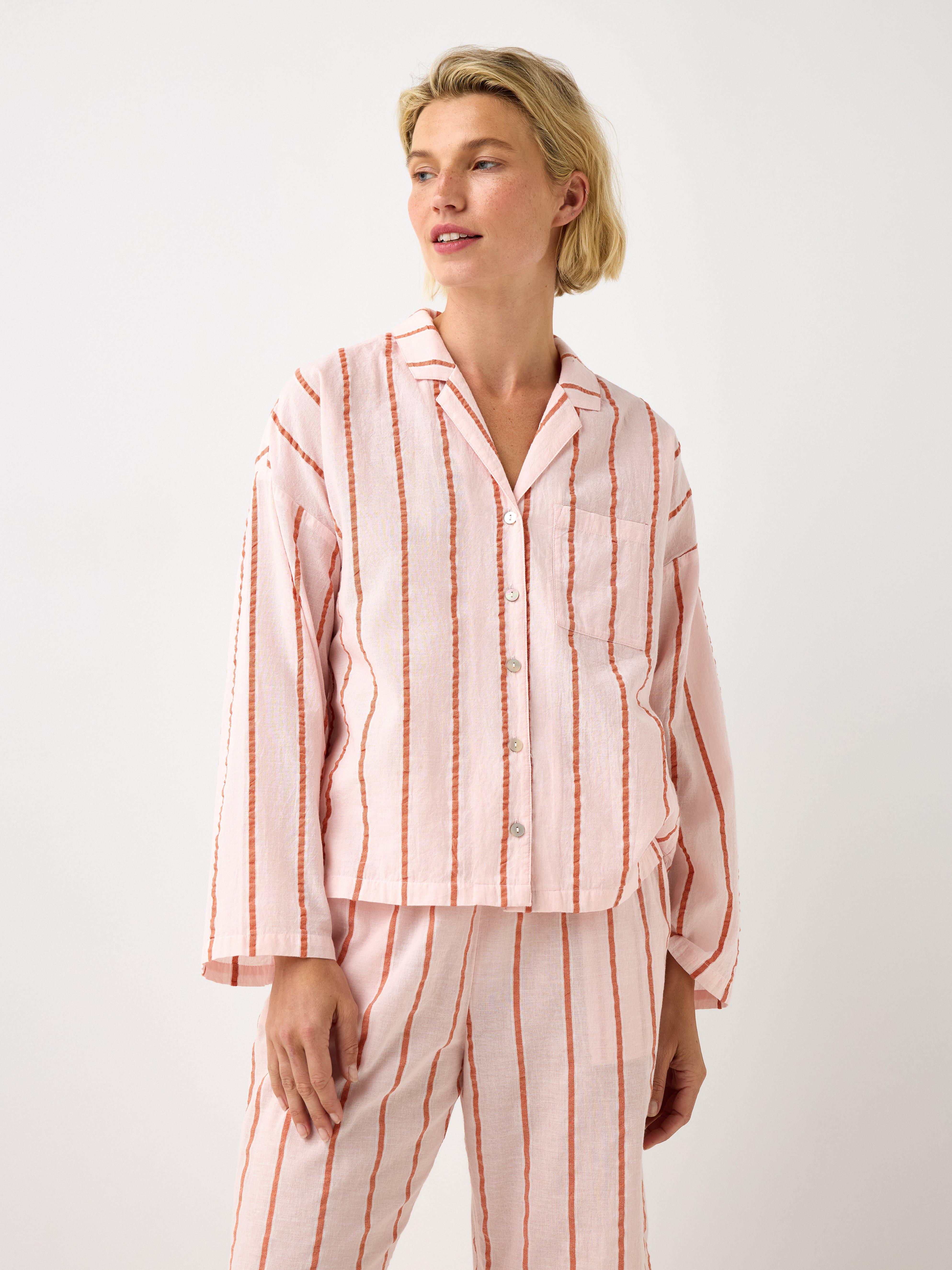 Camisola de dormir em estampa de ondas de riacho rosa claro