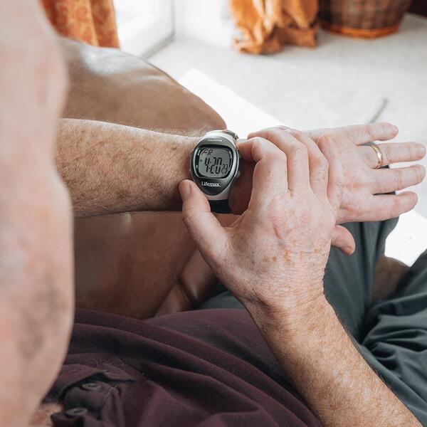Orologio Lifemax con cifre grandi e parlanti