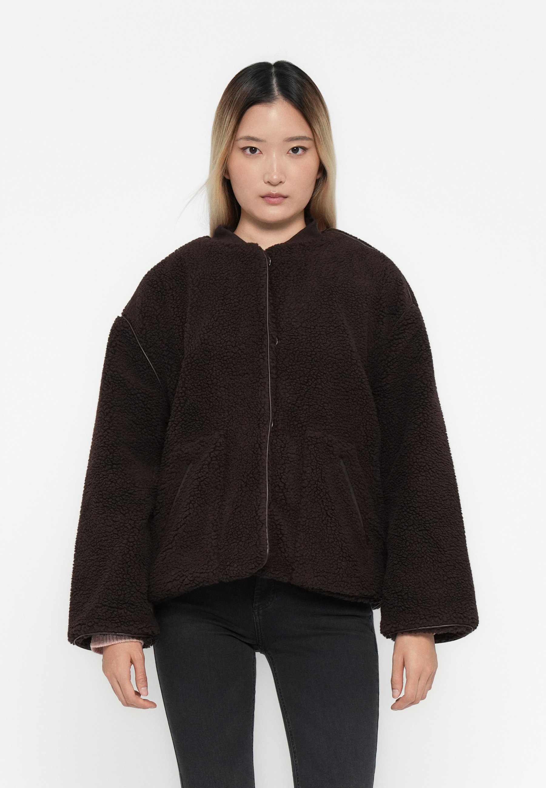 Vero Moda VMCINDY TEDDY JACKET - Ľahká bunda - chocolate martini