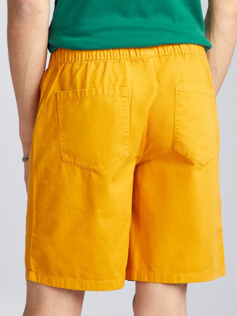 Stretch katoenen shorts - GEEL