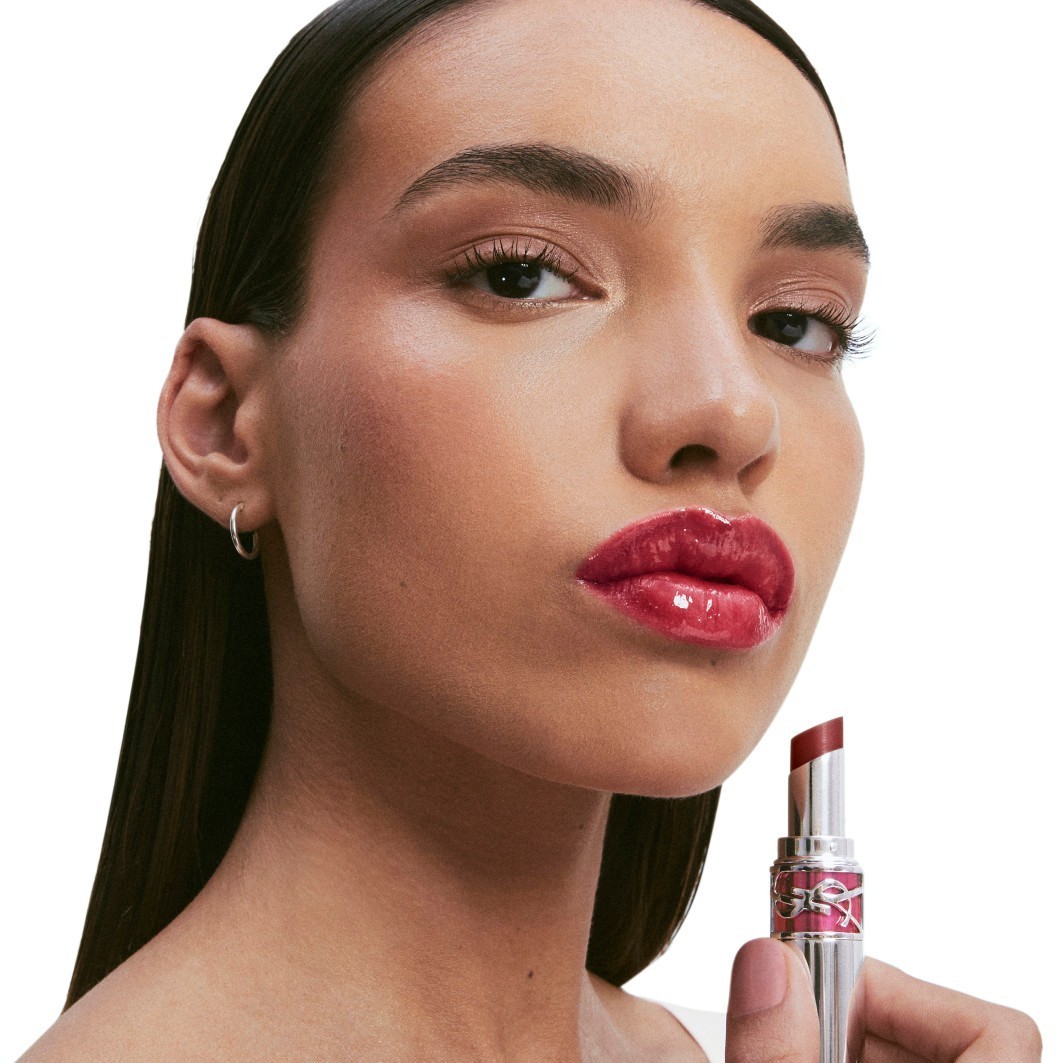 Yves Saint Laurent sjajilo za usne Loveshine Candy Glaze – 3,2 g