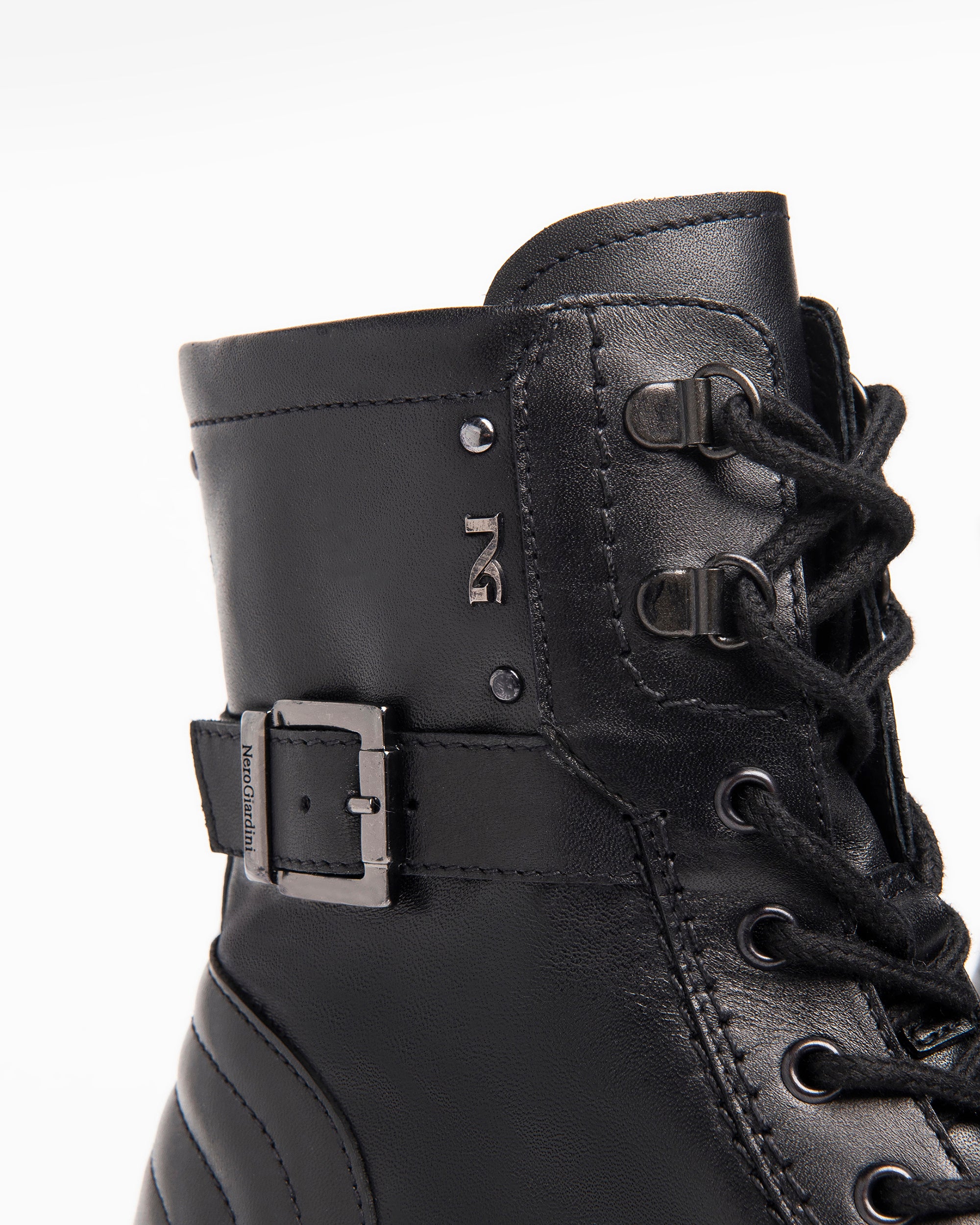  Amphibiens en cuir pour femmes