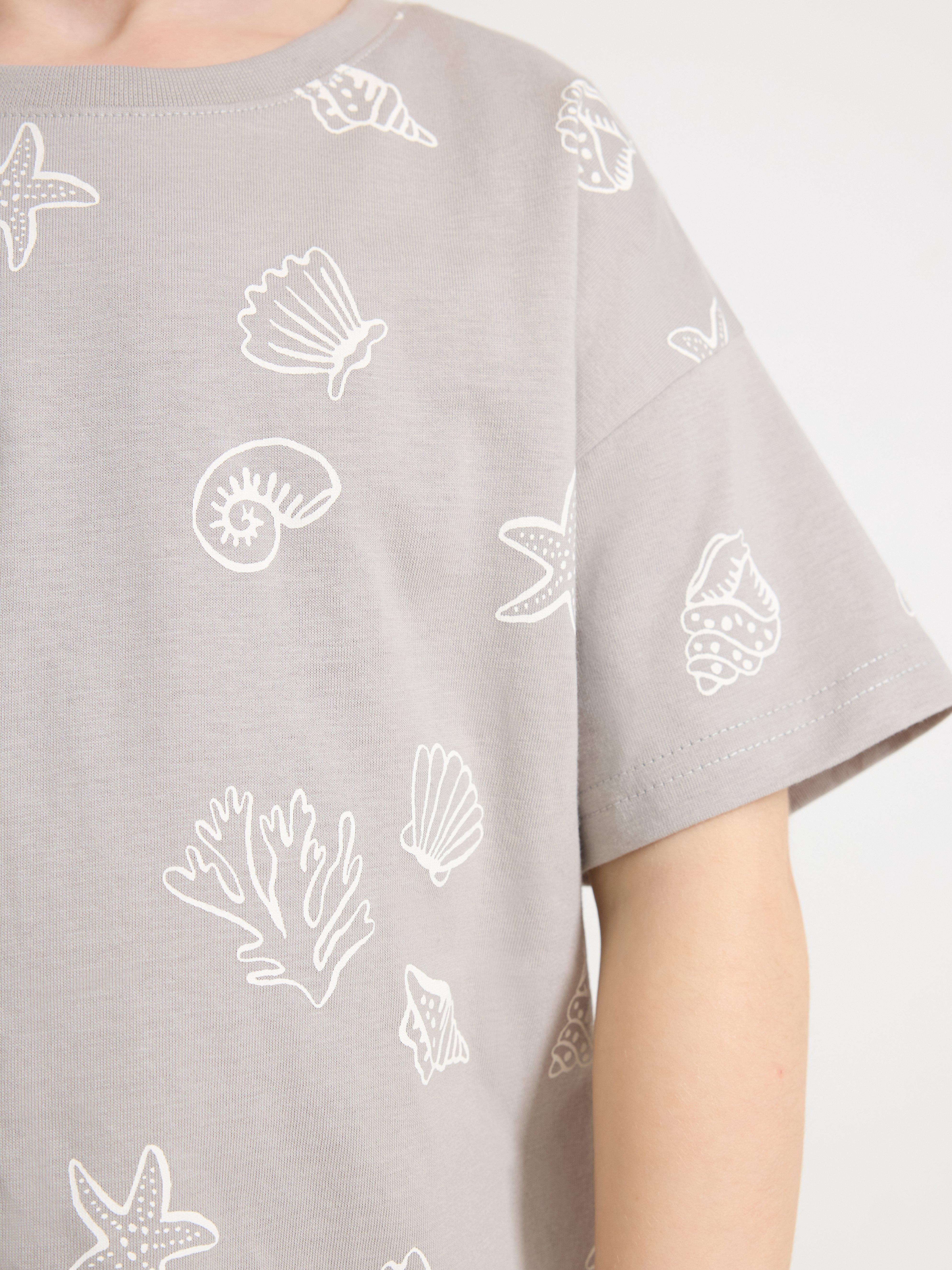 Camiseta gris claro empolvado