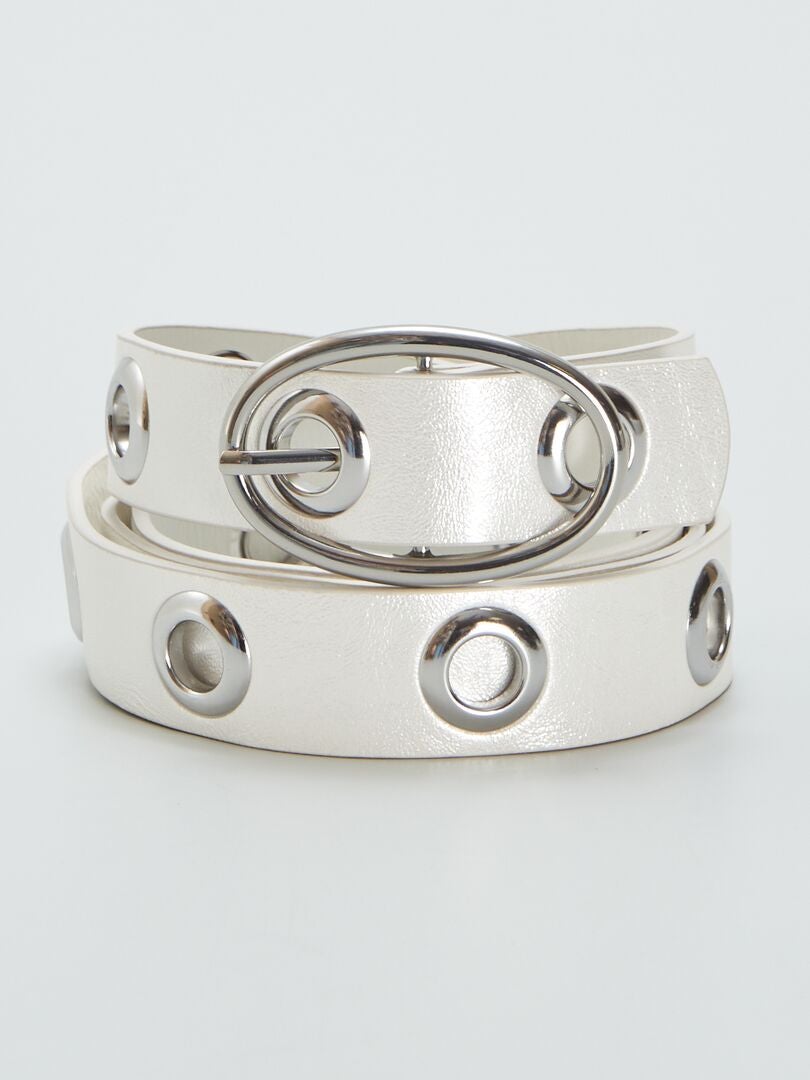 Metalen riem met oogjes - WIT