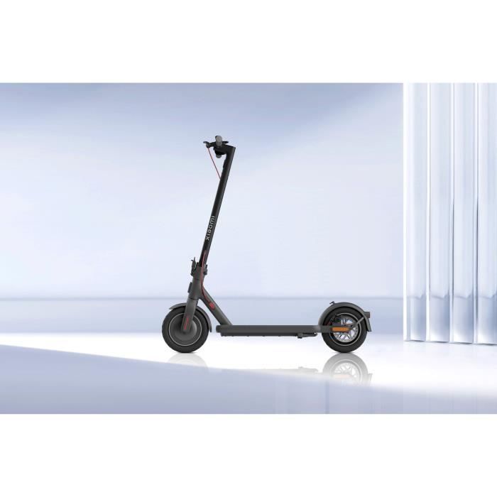 Monopattino elettrico - XIAOMI - Monopattino elettrico 4 - 300W - Pneumatici da 10