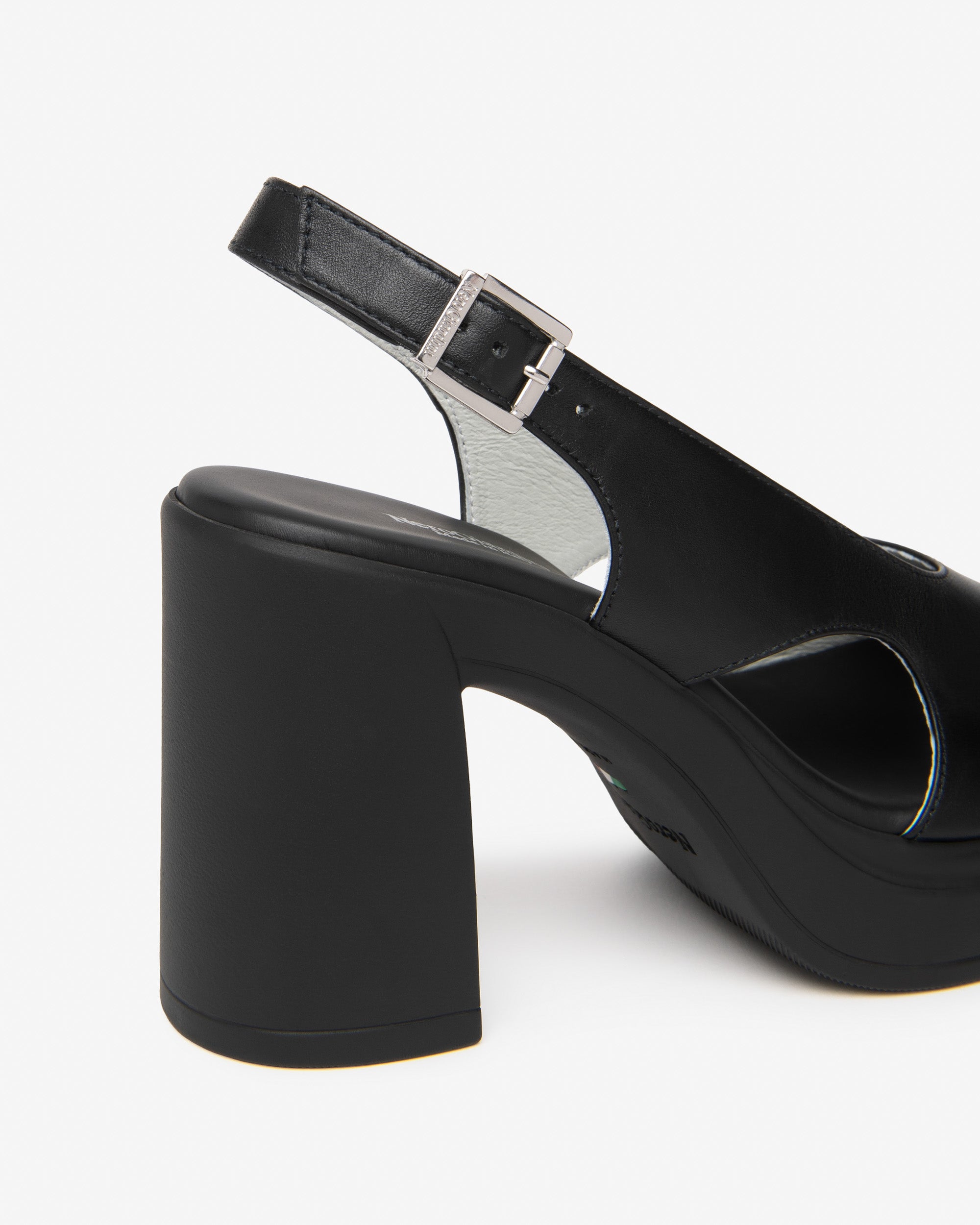  Damen-Ledersandalen