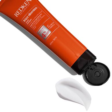 Redken Frizz Dismiss Mask Maitinamoji kaukė nepaklusniems plaukams 250 ml