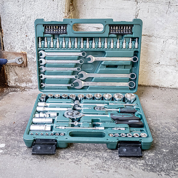 Set chei tubulare M29112, 82 piese.