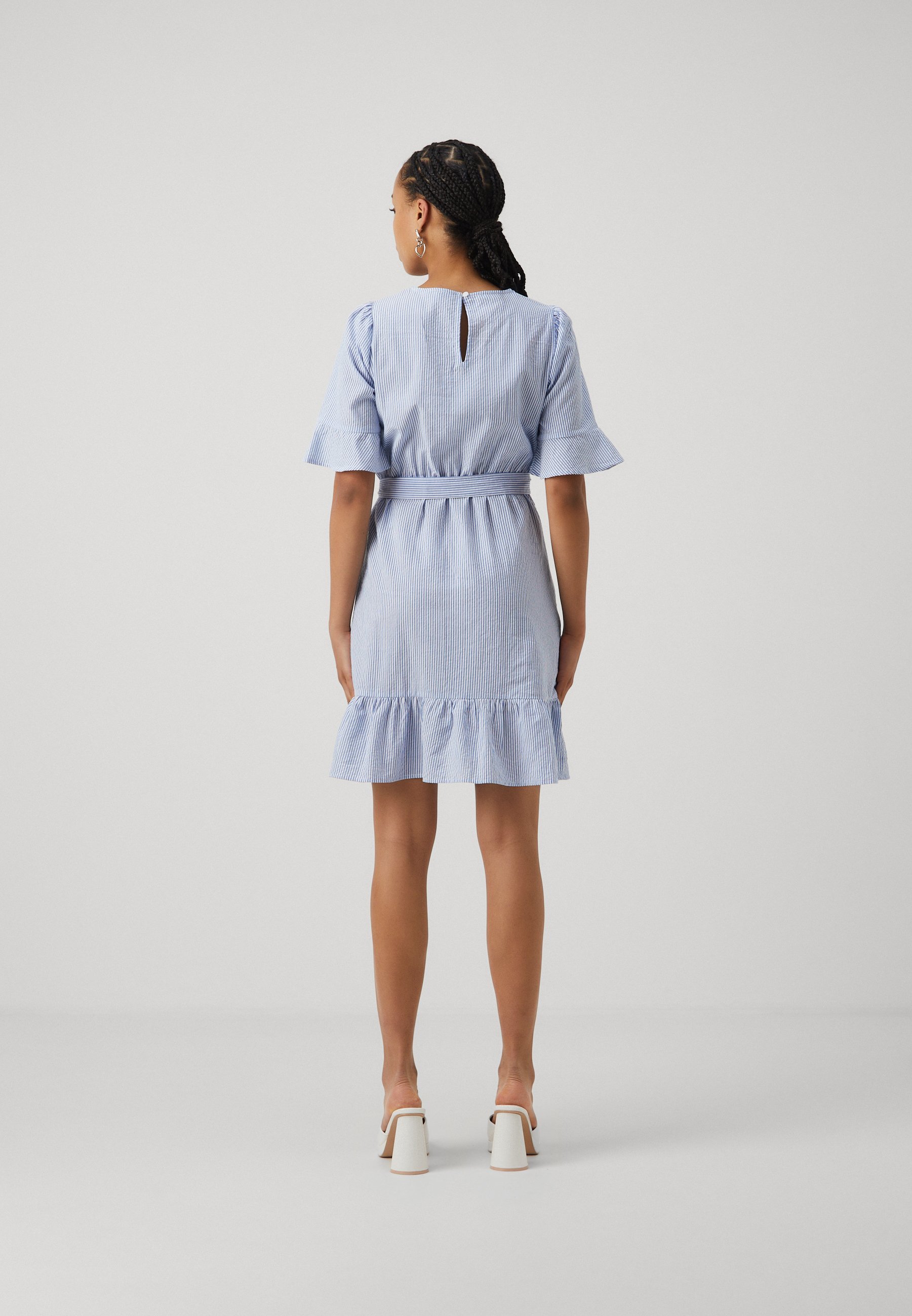 ONLY ONLDELILA KORTE JURK - Dagjurk - cloud dancer/blauw