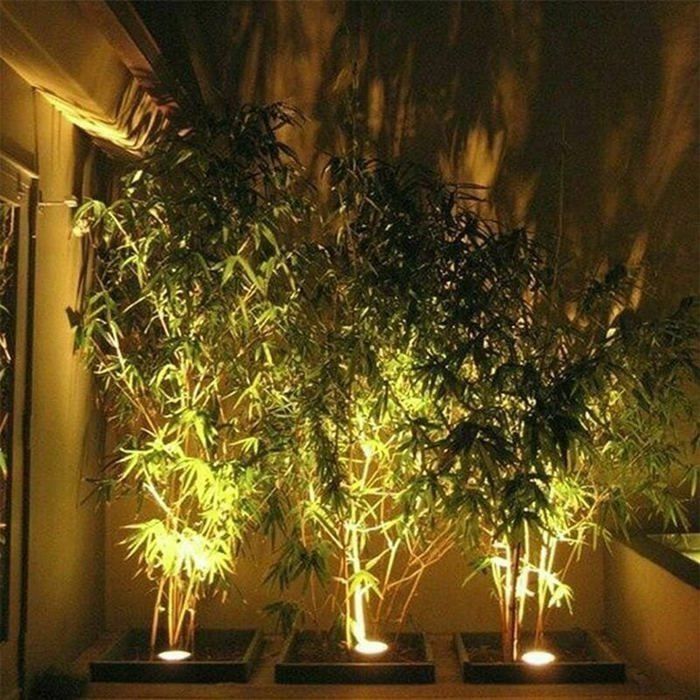 Foco LED empotrable ultradelgado de 3 W para exteriores, ideal para patios, resistente al agua con clasificación IP68 y fabricado en acero inoxidable.