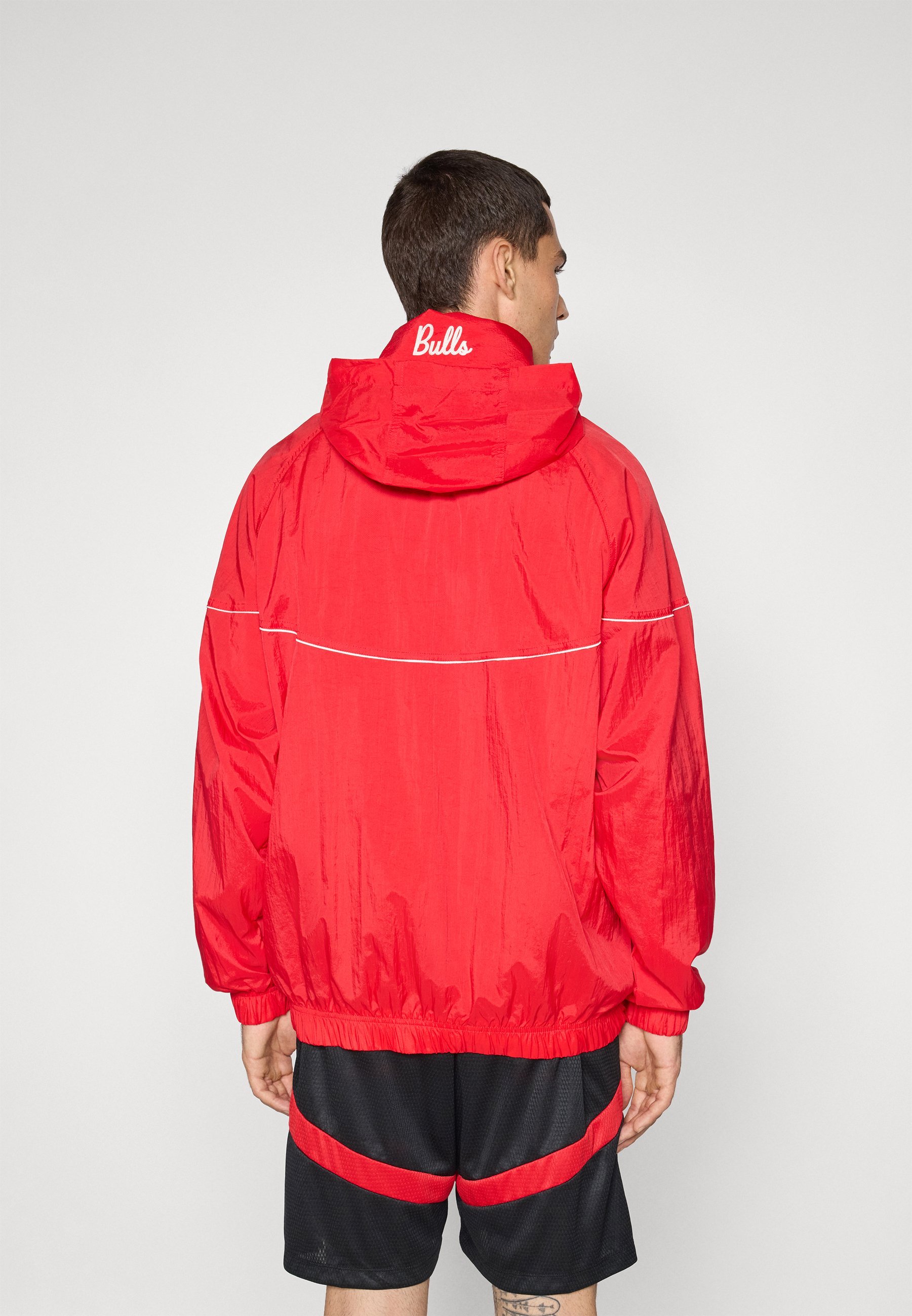 CHICAGO BULLS CLUB ANORAK - Tréninková bunda - black/white