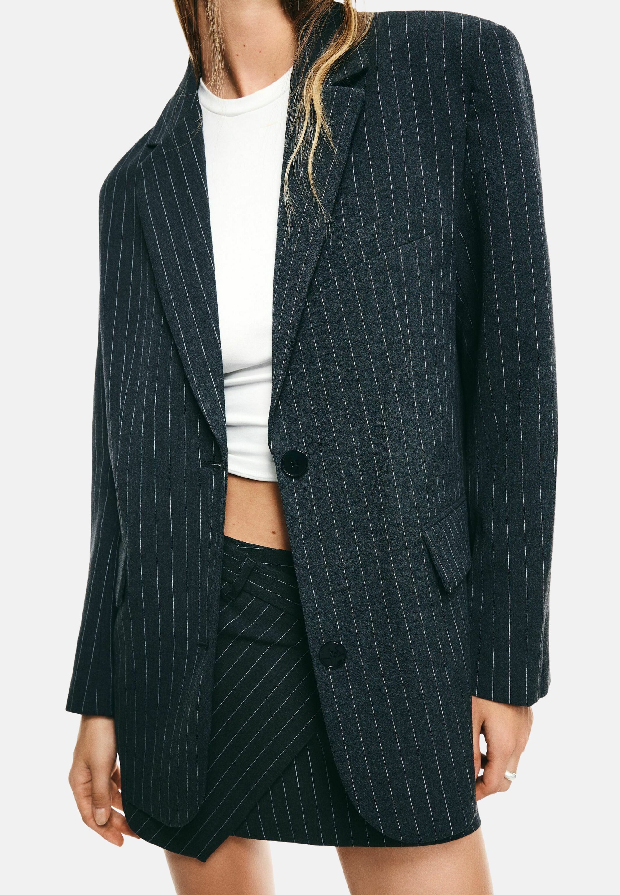 Bershka korte jas - grijs
