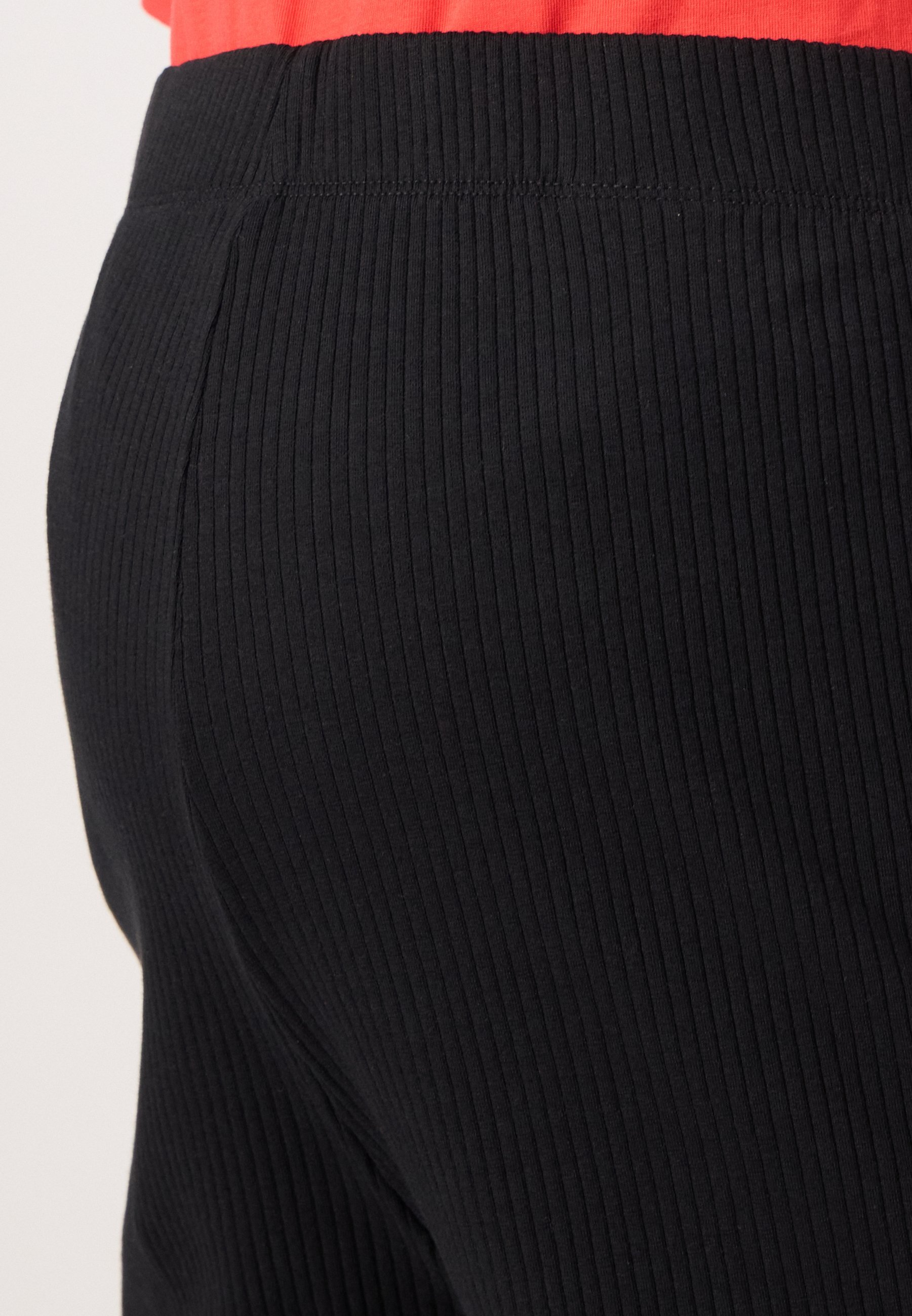 Vero Moda Maternity VMMLAVENDER WIDE PANTS - Pantaloni - neri