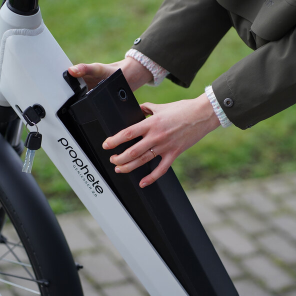 Integrated frame battery for e-bike city enthusiasts, 10 Ah