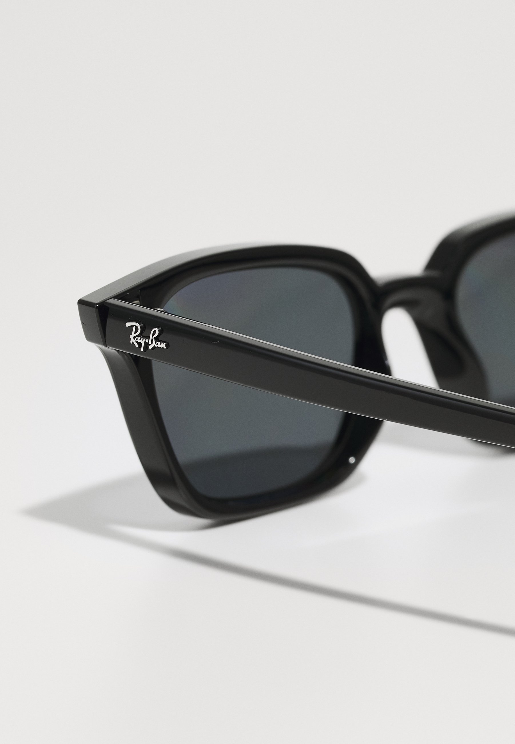 Occhiali da sole Ray-Ban ZAYA UNISEX - neri