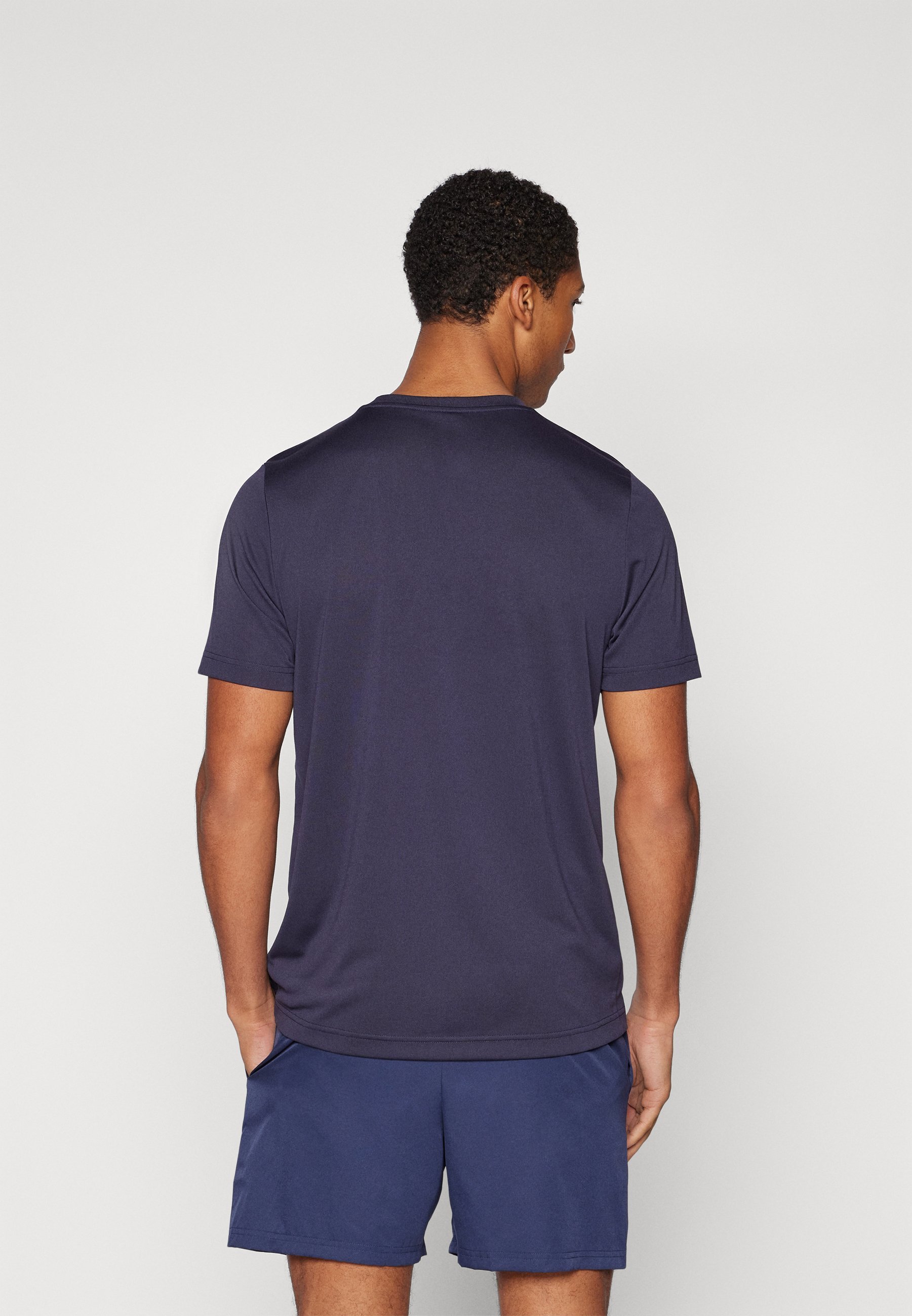 Puma T-shirt met klein logo - Sportshirt - nieuw marineblauw