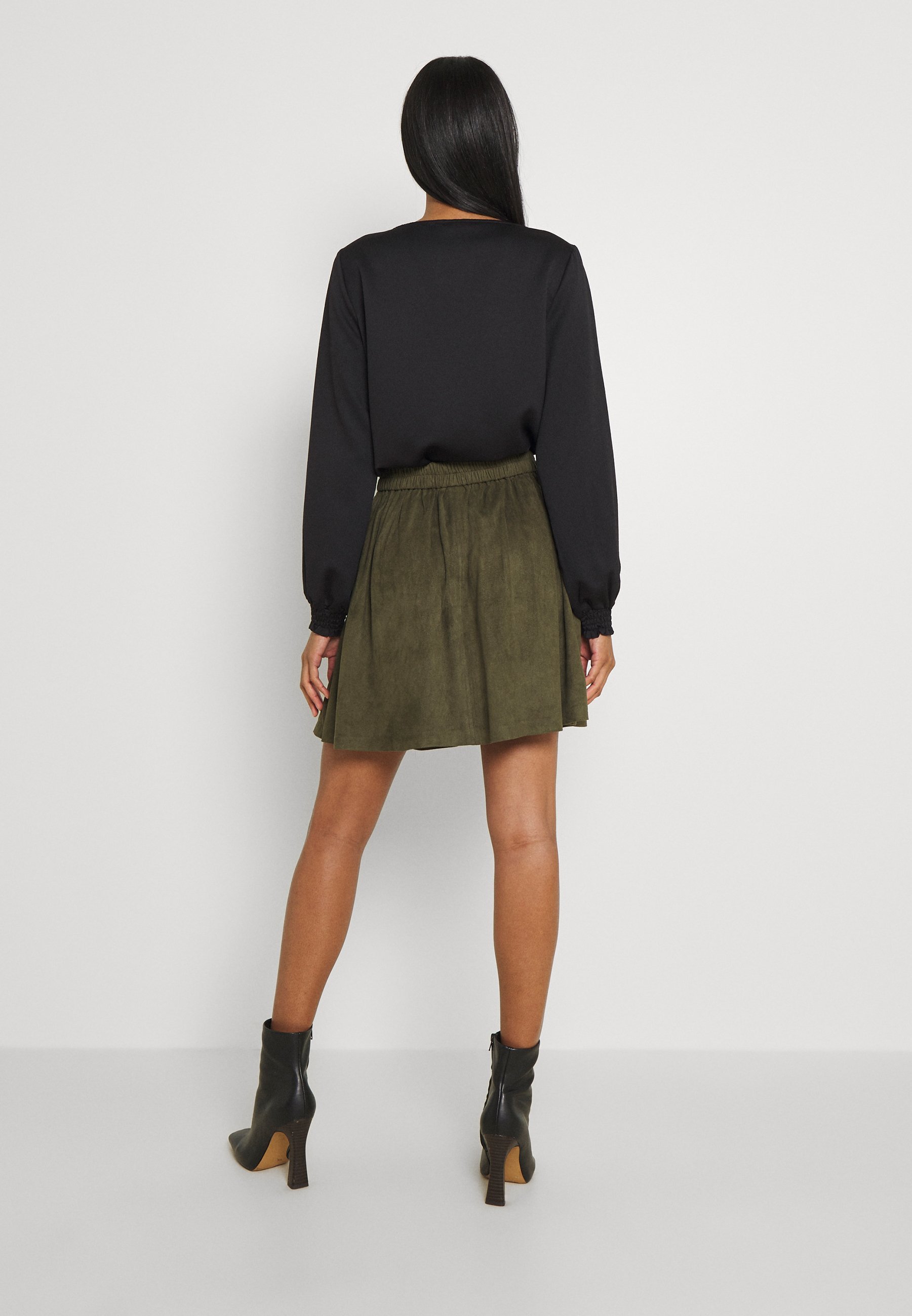 VILA VICHOOSE SKIRT - Minisukně - black