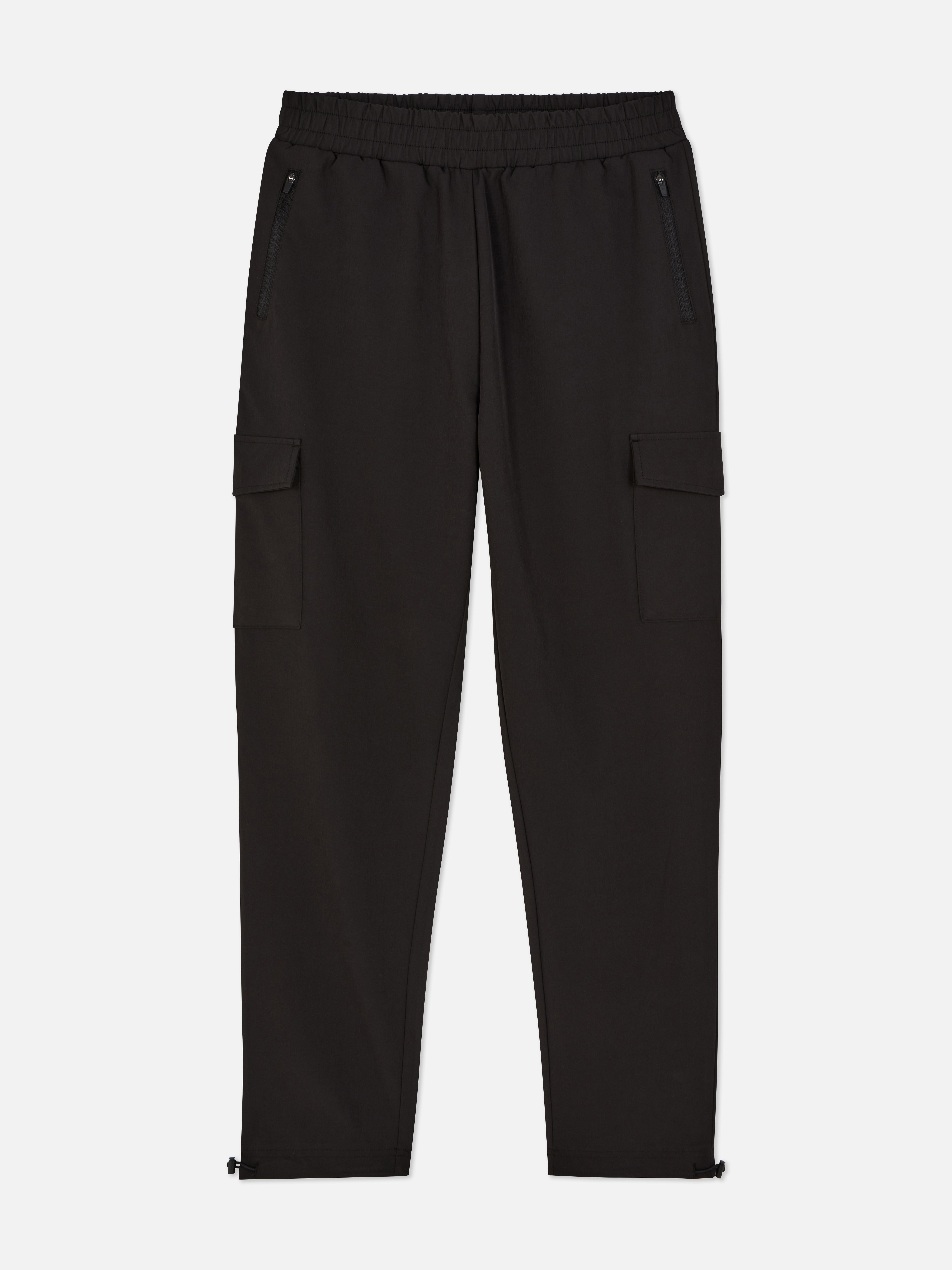 Woven cargo sweatpants Woven sweatpants with stretchy waist, cargo pockets and adjustable ankle cuffs