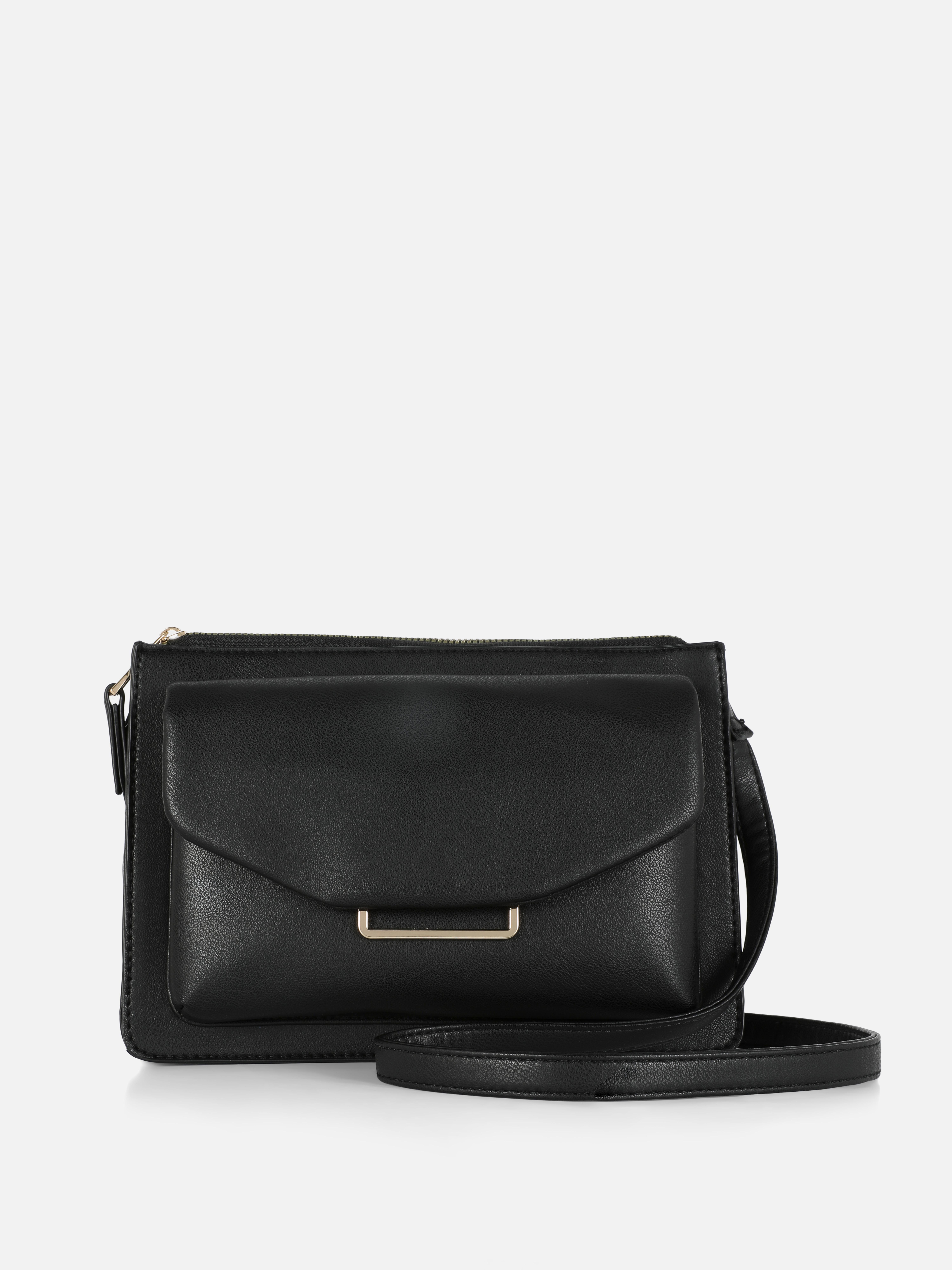 Schultertasche aus Kunstleder. Eine zeitlose Schultertasche, die Sie immer wieder tragen können.