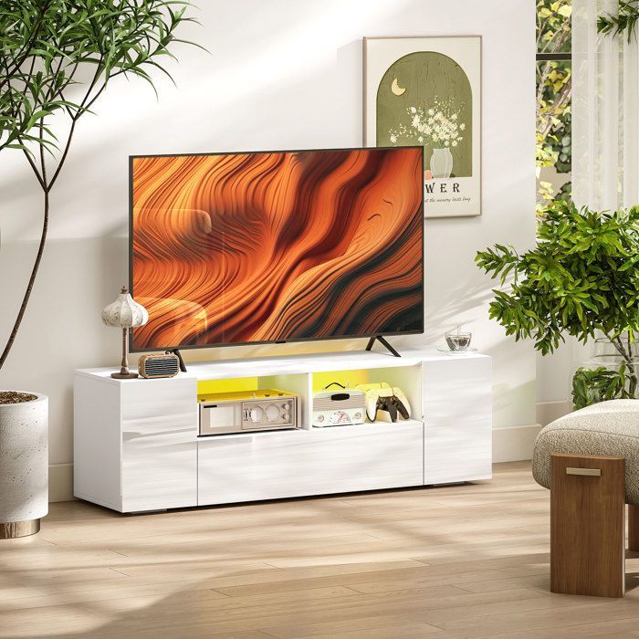 Mobile porta TV a LED - HOMCOM - Supporto TV da 140 cm con 3 vani, fino a 60 pollici, illuminazione regolabile, finitura lucida - legno - 140 cm - bianco