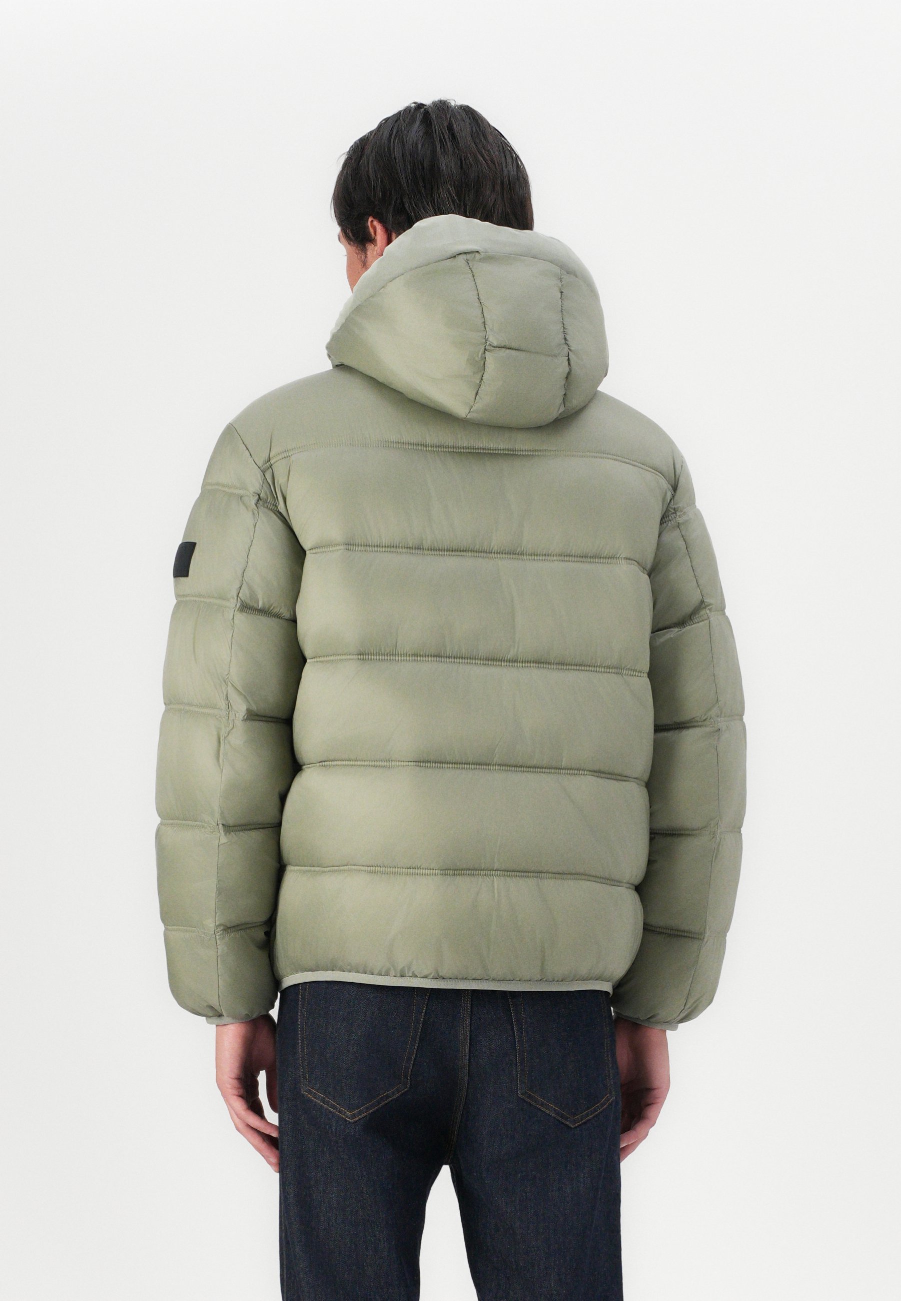 Tommy Jeans gewatteerde jas met capuchon en logo - Winterjas - utility sage