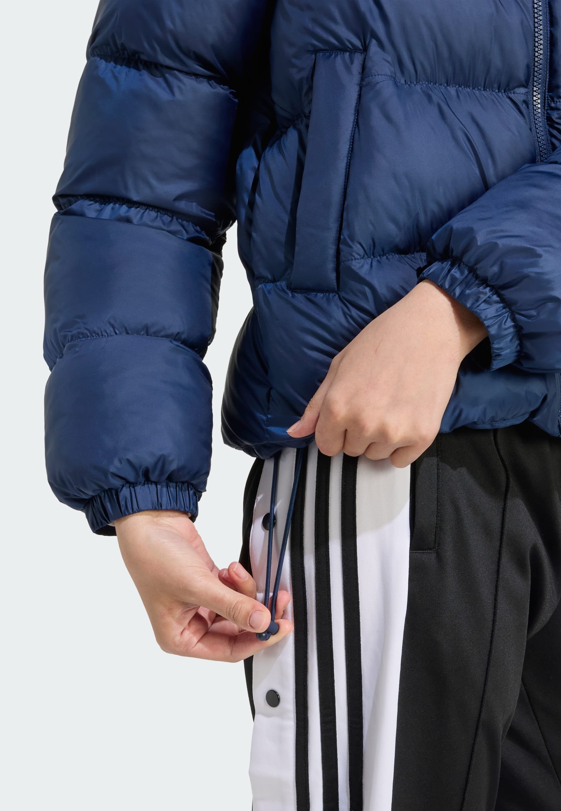 Zimní bundy adidas Originals