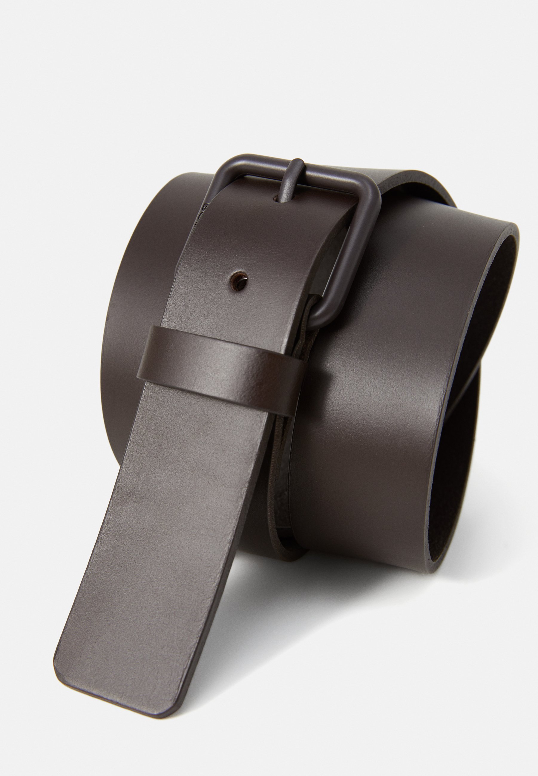 BOSS remen - tamnosmeđi